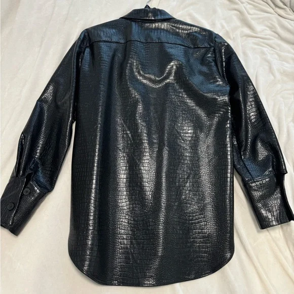 Zara Black Faux Leather Croc-Embossed Shirt - Picture 3 of 3